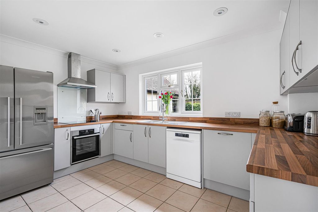 Property photo 2 of 27 9_70026.Jpg