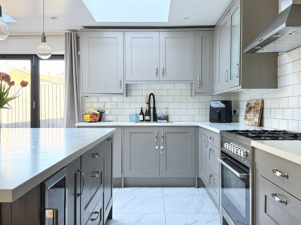 Property photo 3 of 23 Akeman Residential