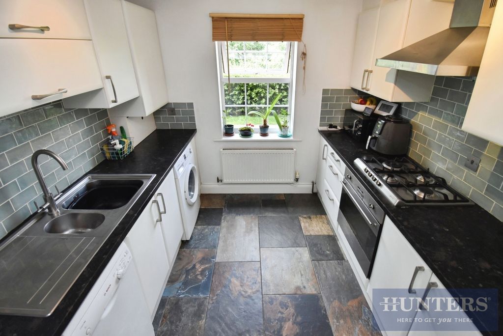 Property photo 3 of 14 Pbox-Img.Jpg