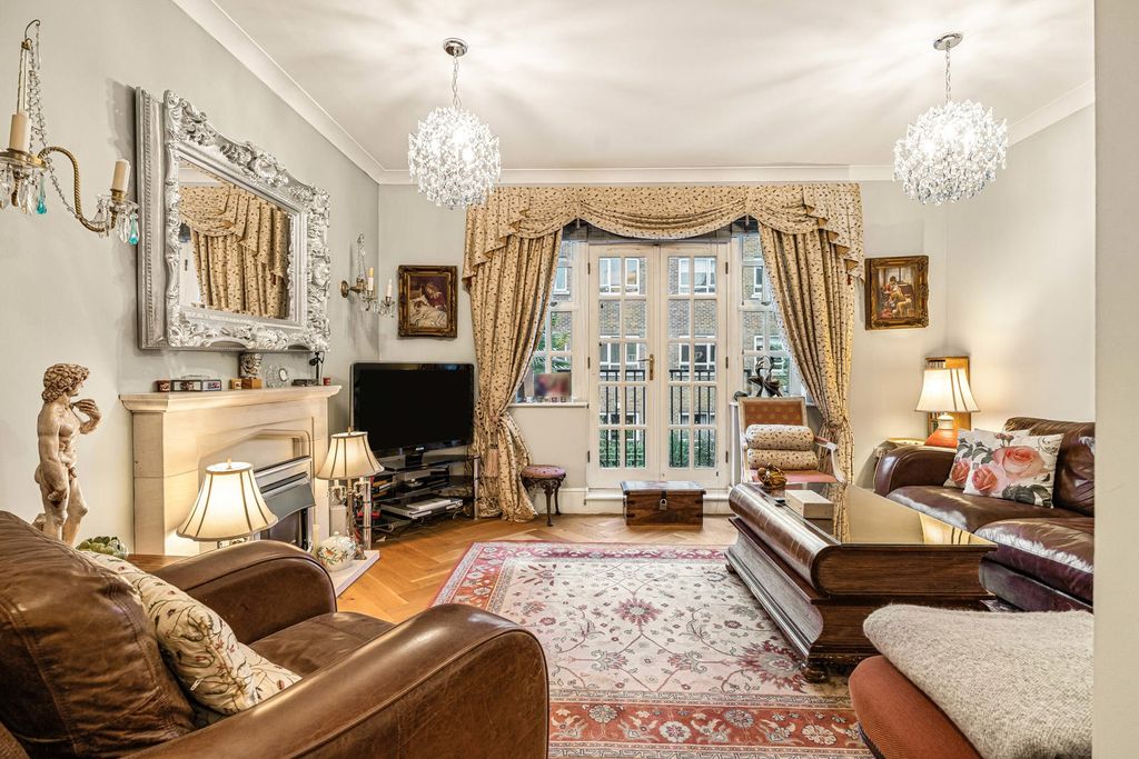 Property photo 3 of 39 Reception Room