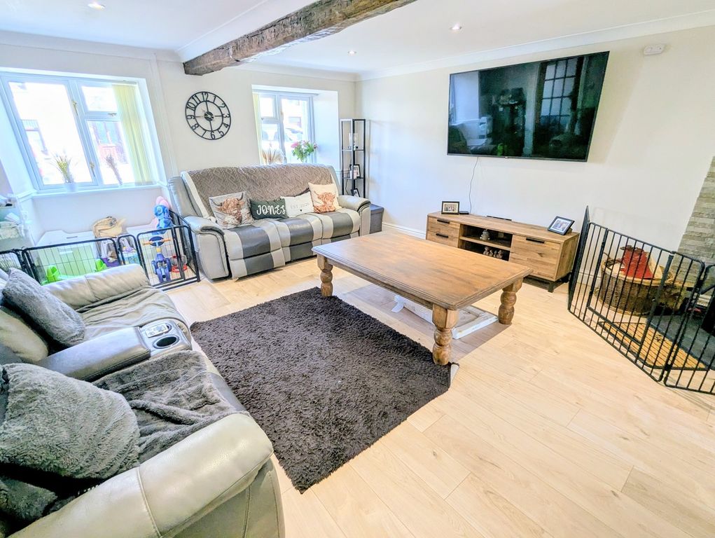 Property photo 3 of 19 Not Specified