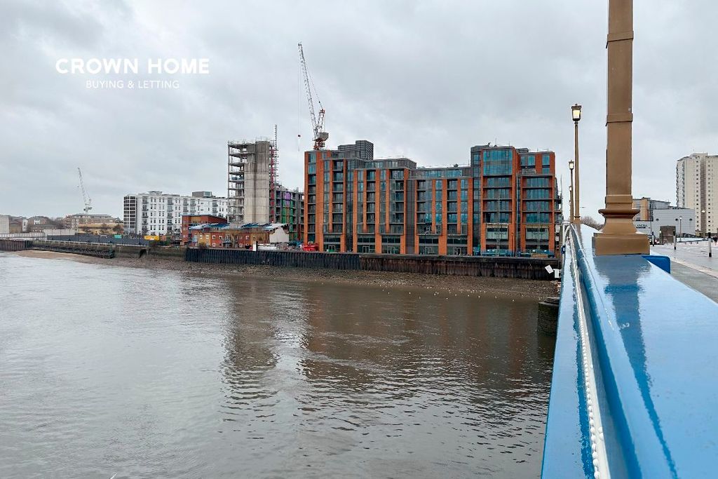 Property photo 3 of 5