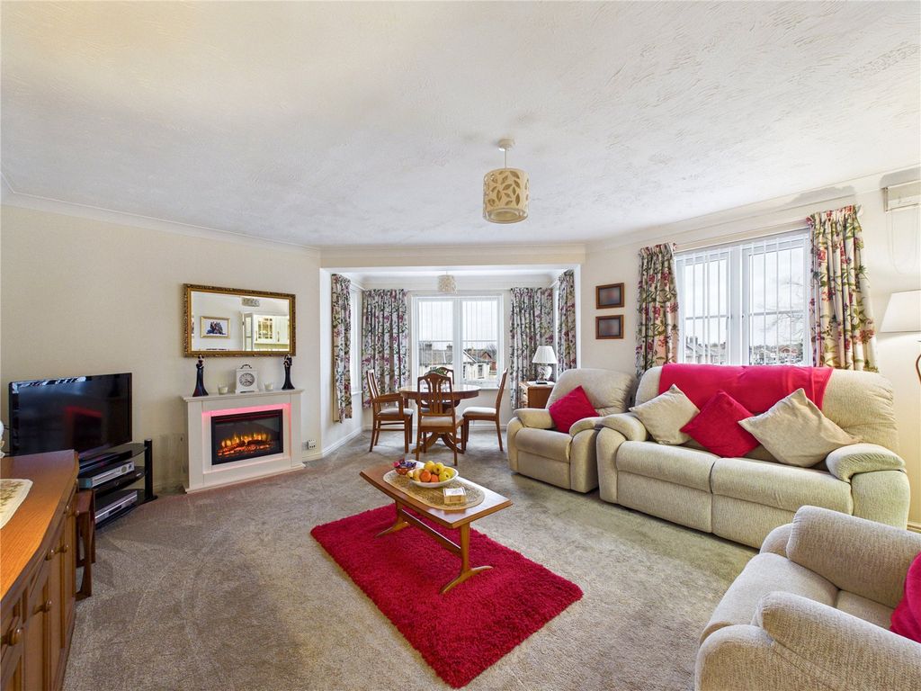 Property photo 3 of 10 Picture No. 05