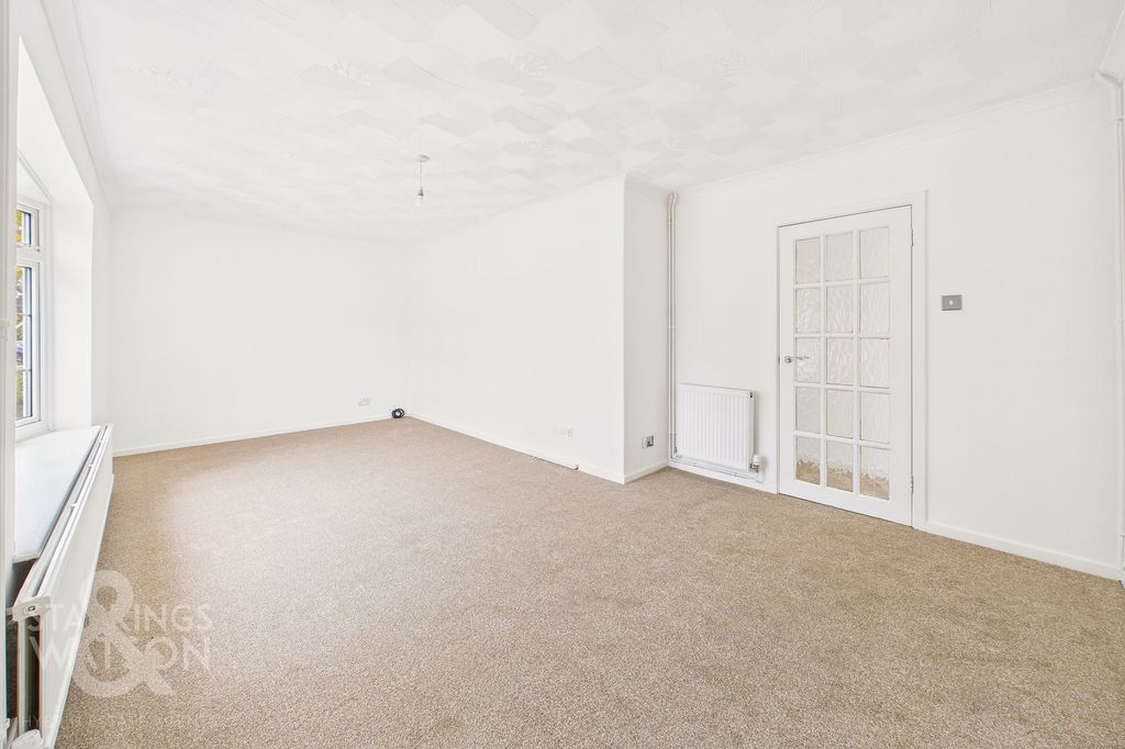 Property photo 3 of 29