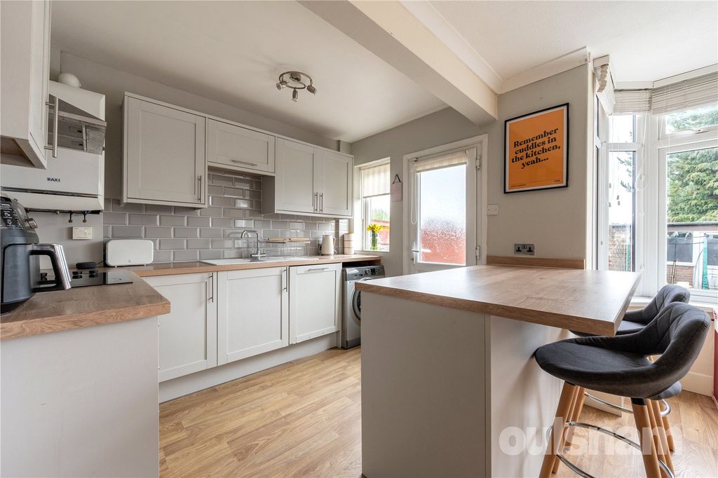 Property photo 3 of 14 Picture No. 33