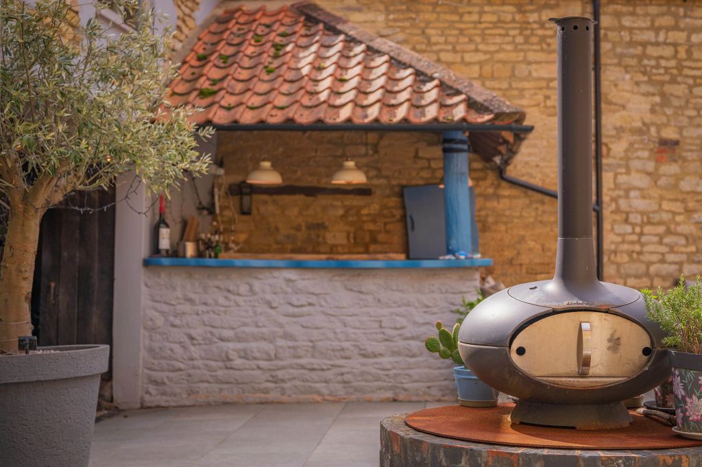 Property photo 3 of 22