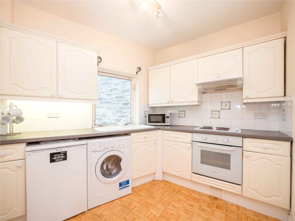 Property photo 2 of 9 Picture No. 05