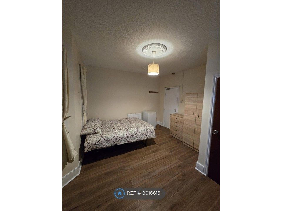 Property photo 1 of 4