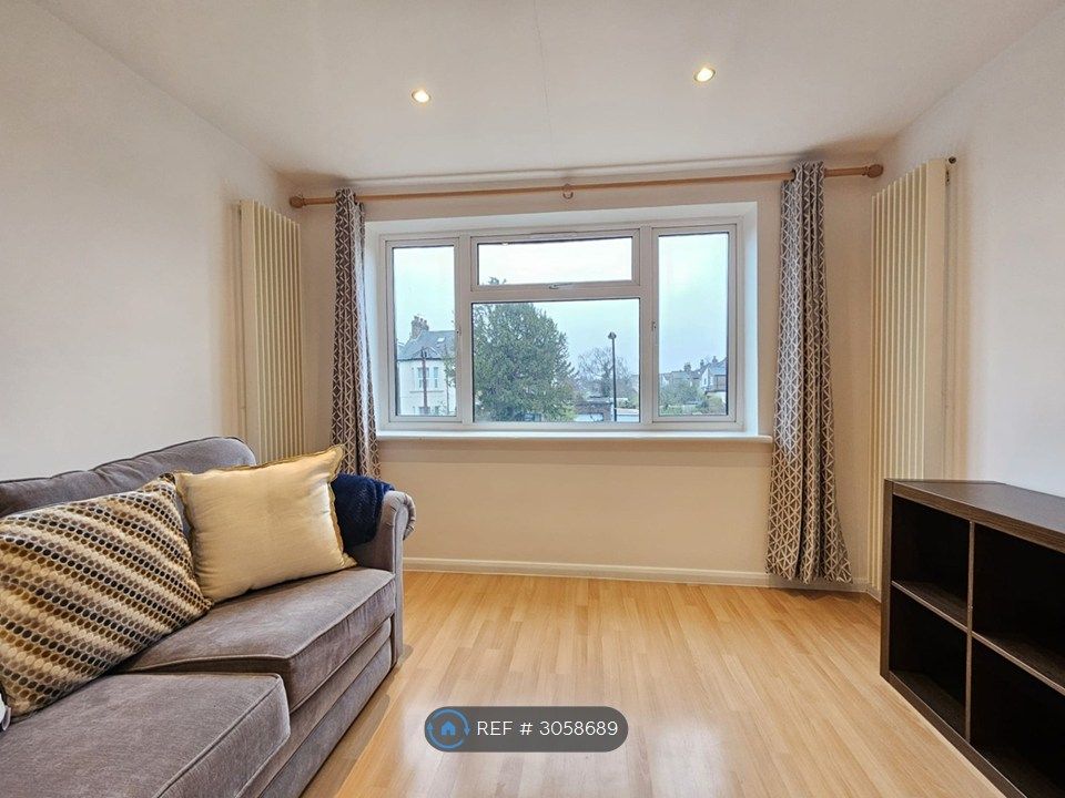 Property photo 3 of 19