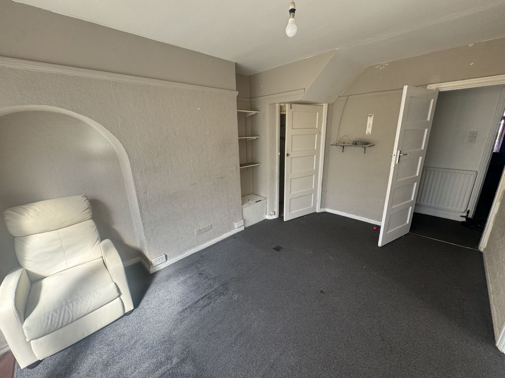 Property photo 1 of 9 House To Rent In Northolt