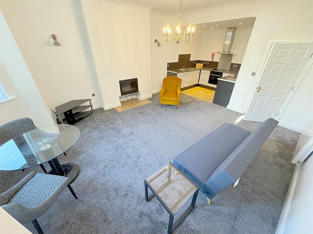 Property photo 3 of 11