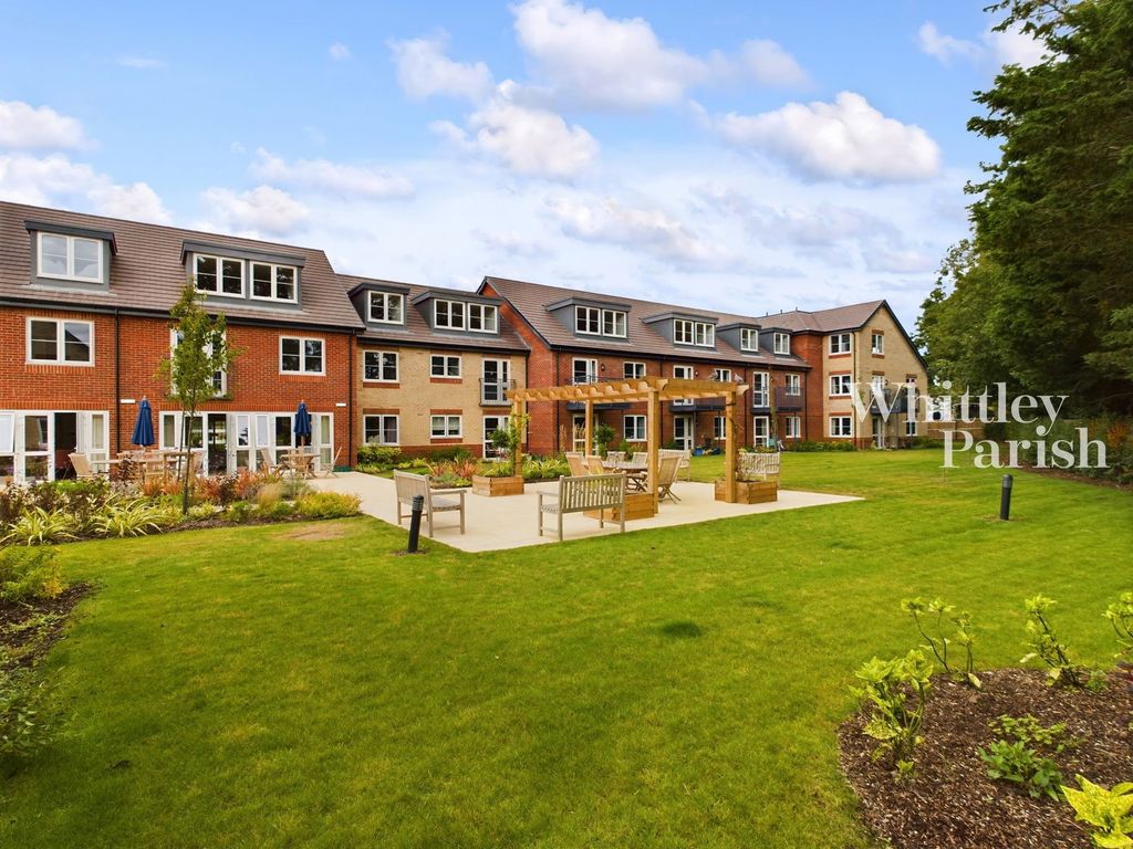 Property photo 1 of 15