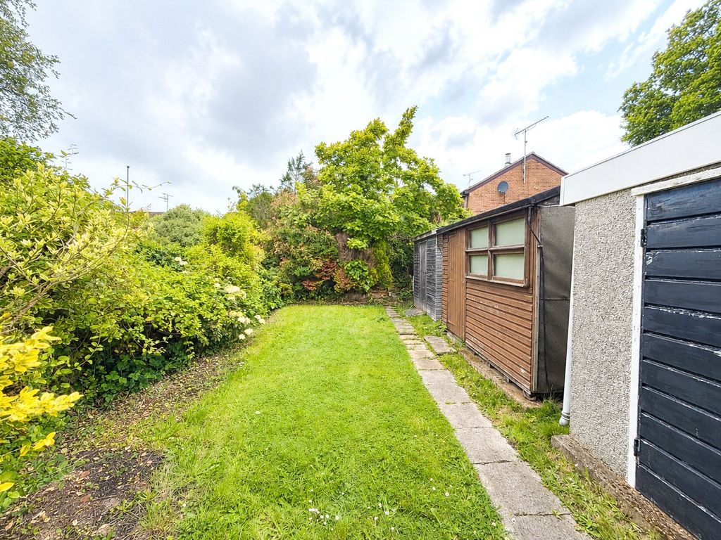 Property photo 2 of 12 Picture No. 30