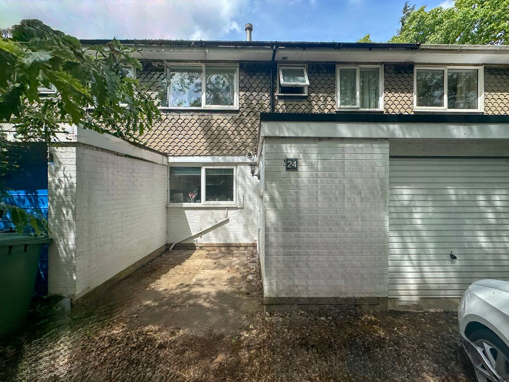 Property photo 1 of 3 Front