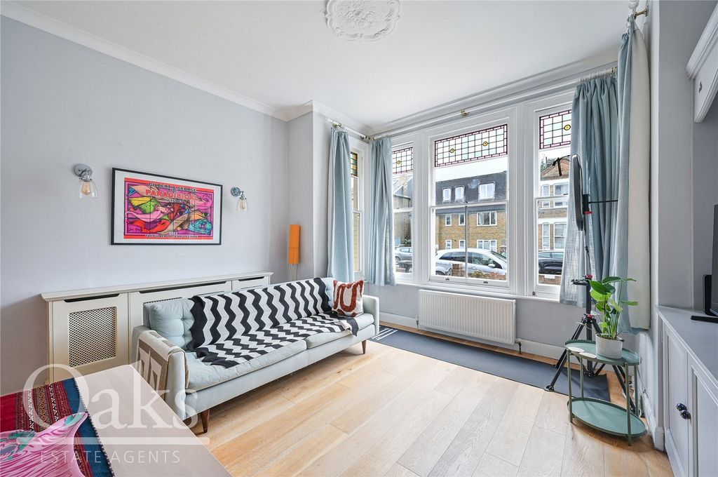 Property photo 2 of 11 Picture No. 15