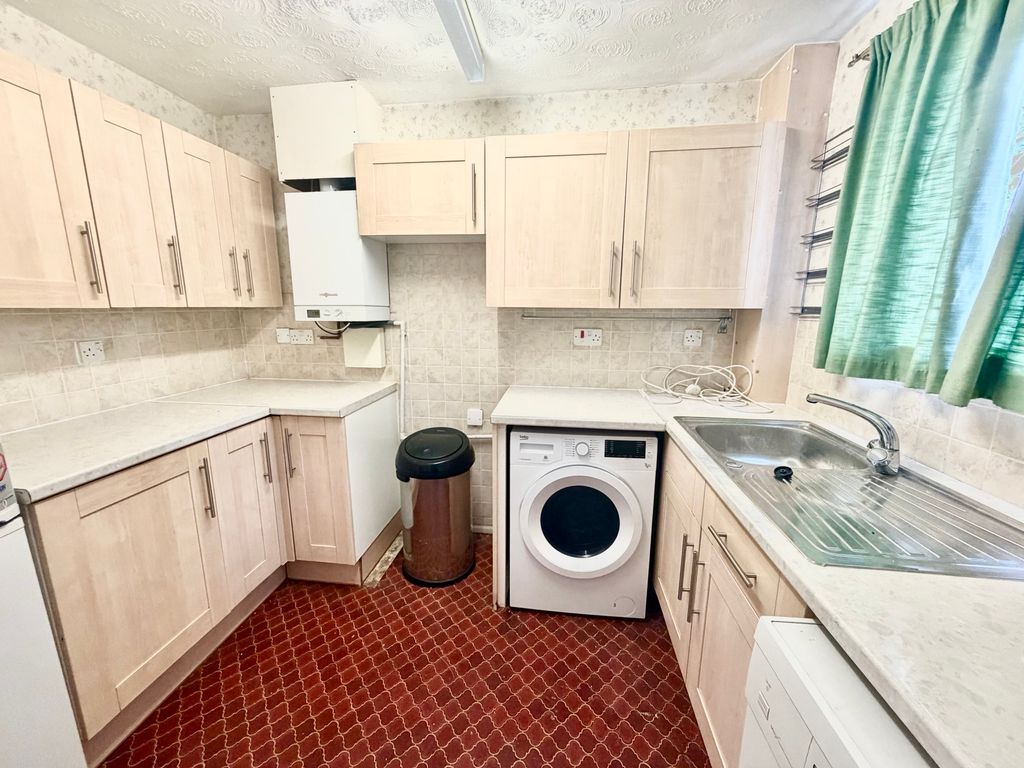 Property photo 3 of 12 Image