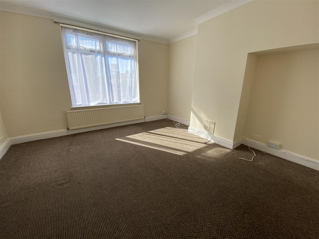 Property photo 2 of 11 Img_9866.Jpeg