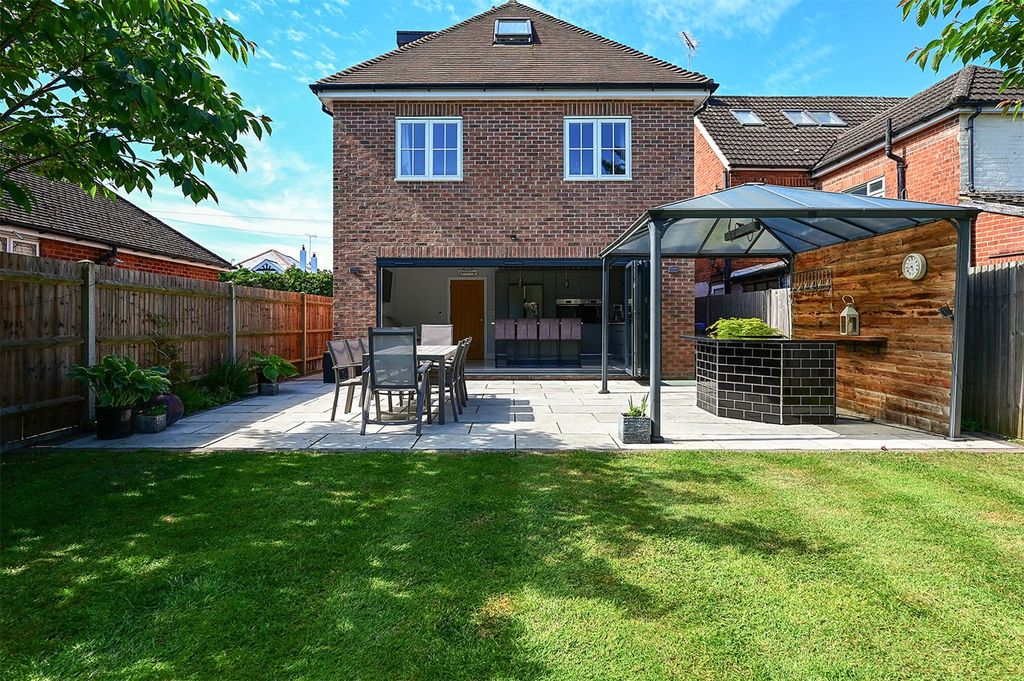 Property photo 1 of 23 Picture No. 21