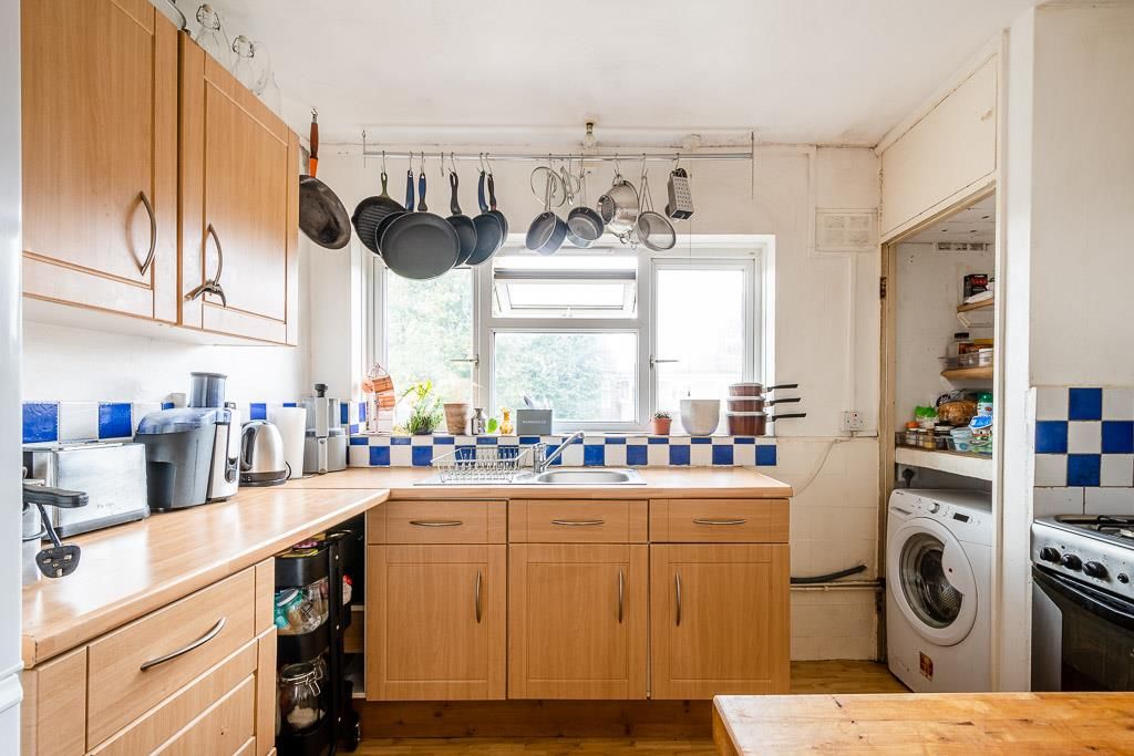 Property photo 3 of 7