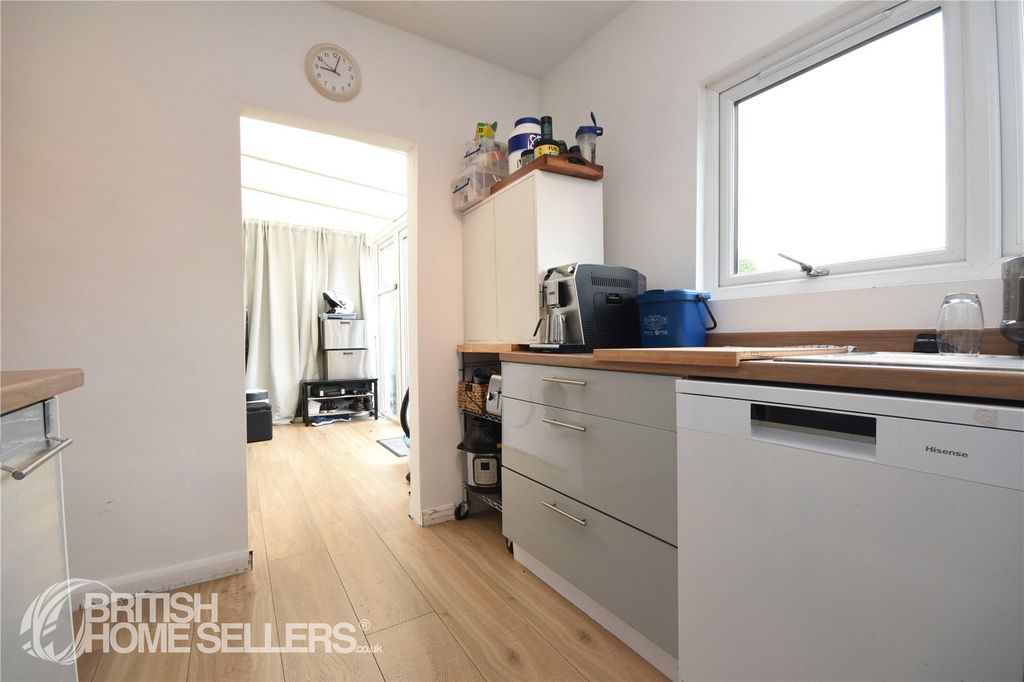 Property photo 3 of 25 Picture No. 22