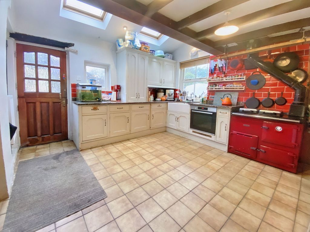 Property photo 3 of 30