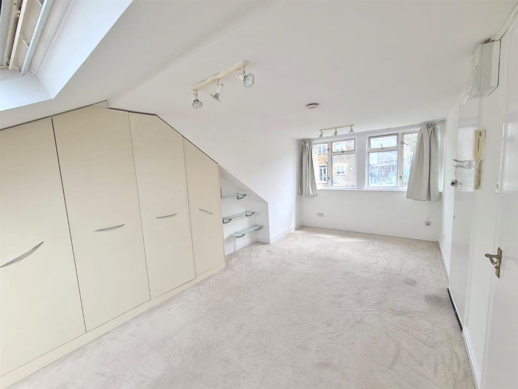 Property photo 2 of 6 5c99Fa0c-Ec82-4Eb3-961A-7B27A2Ab86c2.Jpg