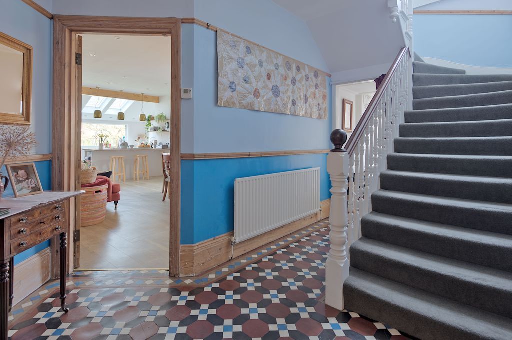 Property photo 2 of 32 Photo 12