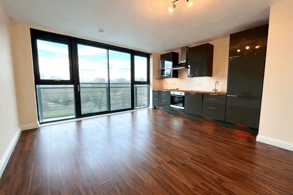 Property photo 2 of 13 Lounge
