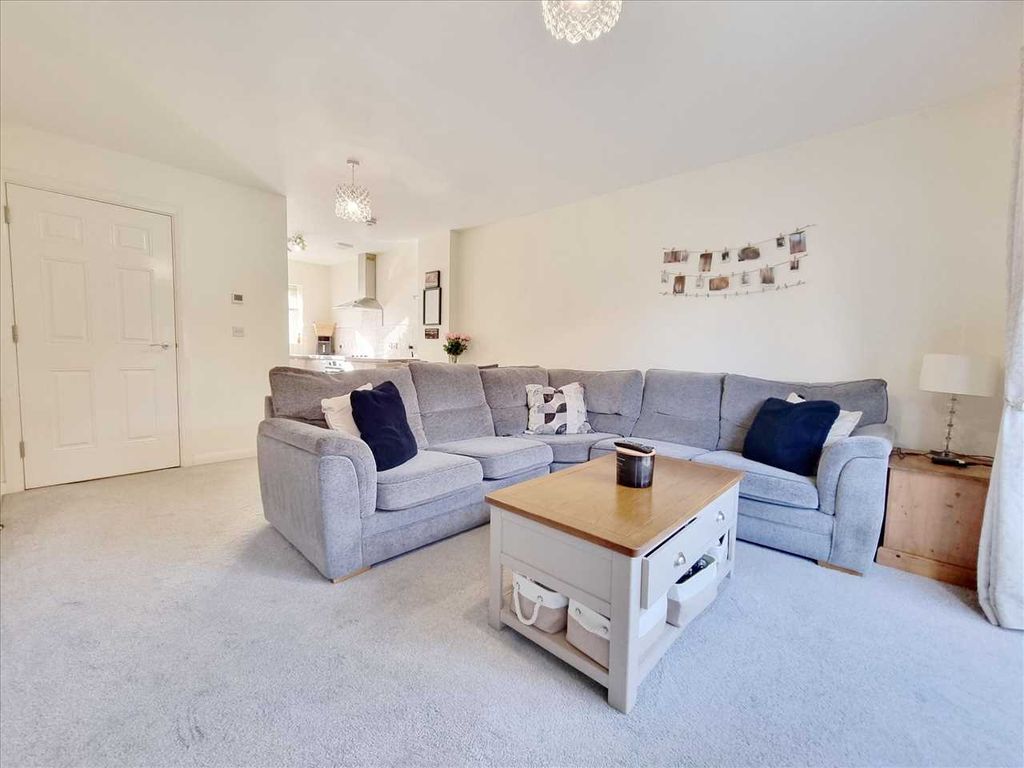 Property photo 2 of 11 Lounge Diner: