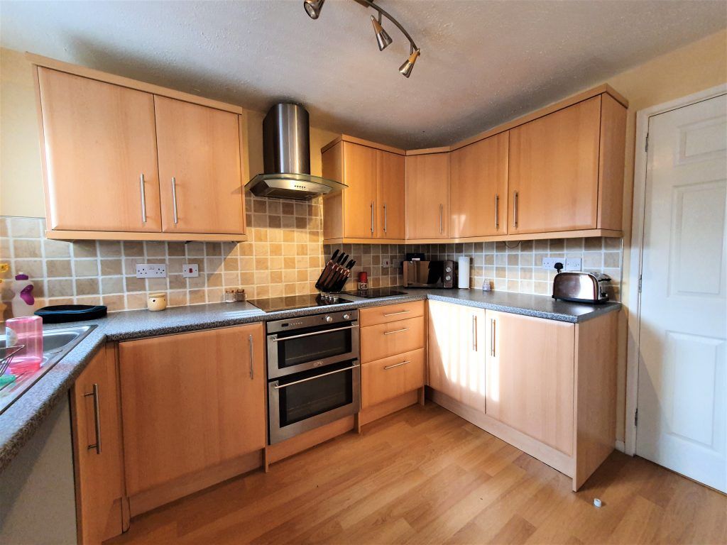 Property photo 2 of 9