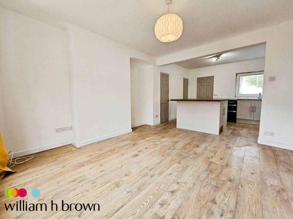 Property photo 3 of 13 Image