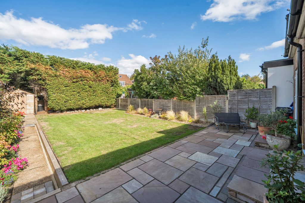 Property photo 2 of 15 1521956-6-6Aabdb8...