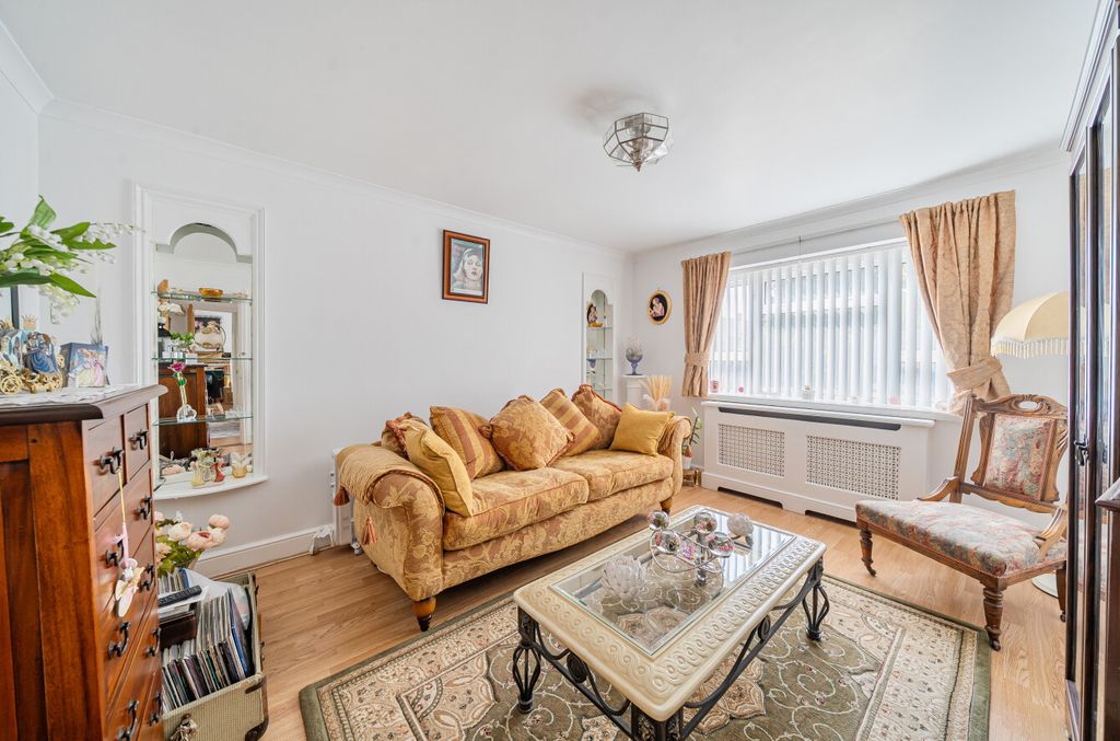 Property photo 3 of 24 1452593-9-69F0c5A...