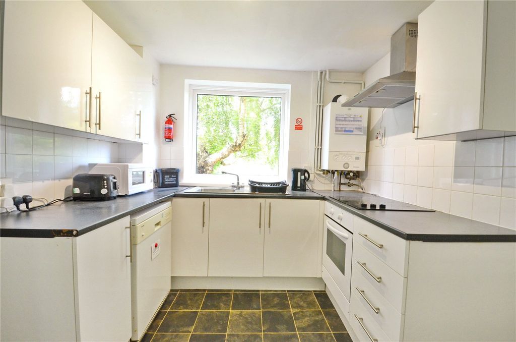 Property photo 2 of 13 Picture No. 02