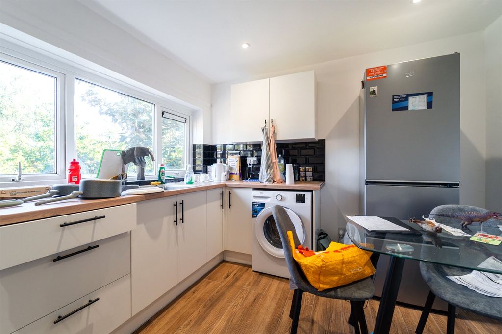 Property photo 3 of 9 Picture No. 04