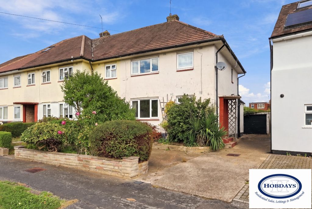 Property photo 1 of 13 5592631