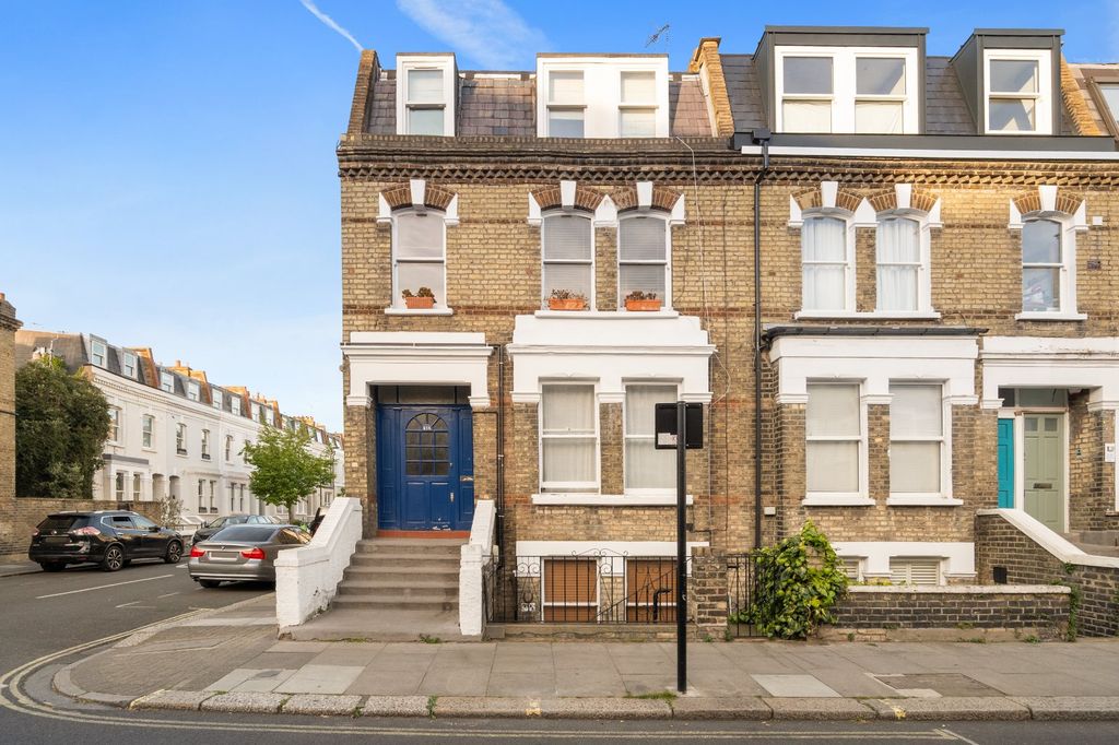 Property photo 1 of 7