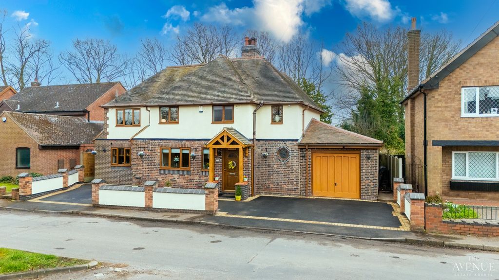 Property photo 2 of 41 2426717