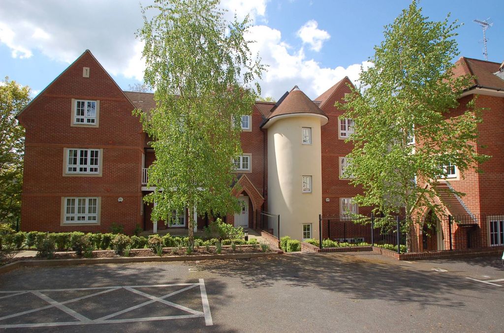 Property photo 1 of 7