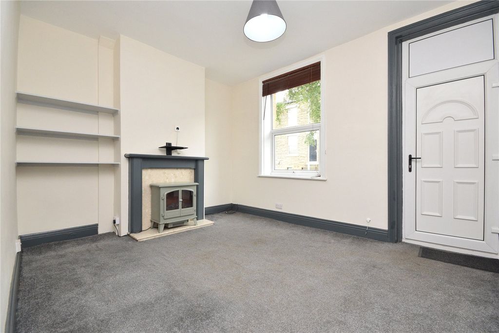 Property photo 2 of 10 Picture No. 09