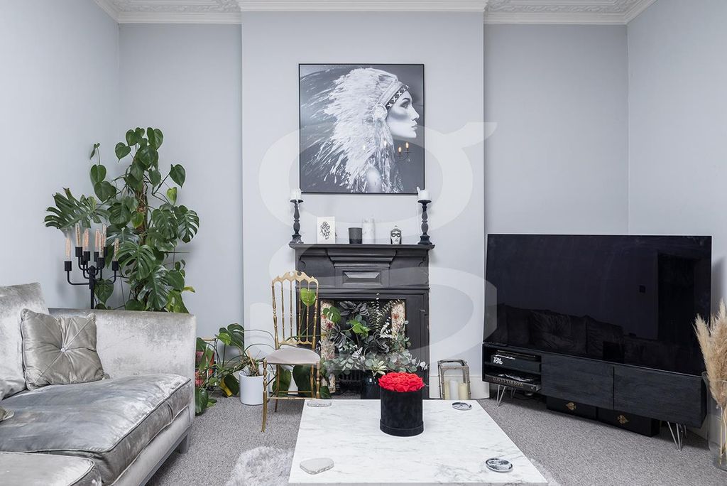 Property photo 2 of 14 W03.Jpg