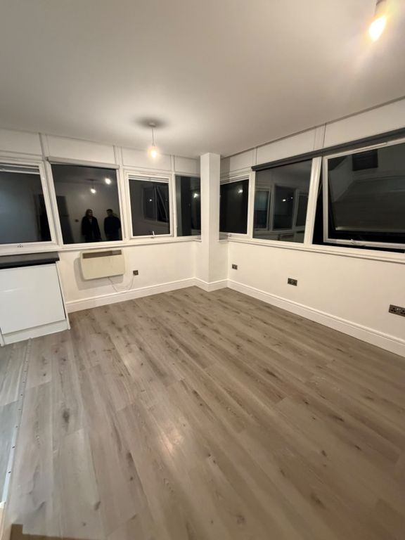 Property photo 1 of 4