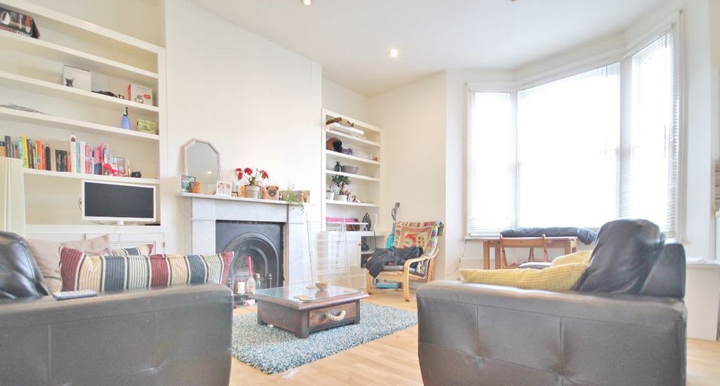 Property photo 2 of 16