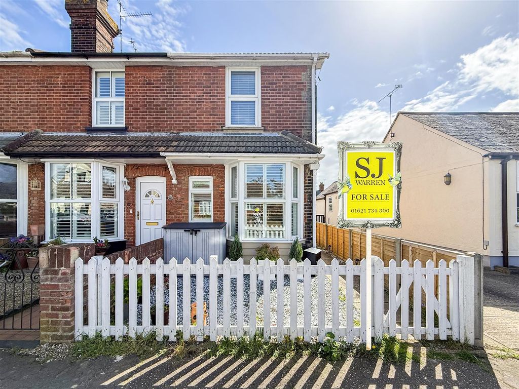 Property photo 1 of 18 Front