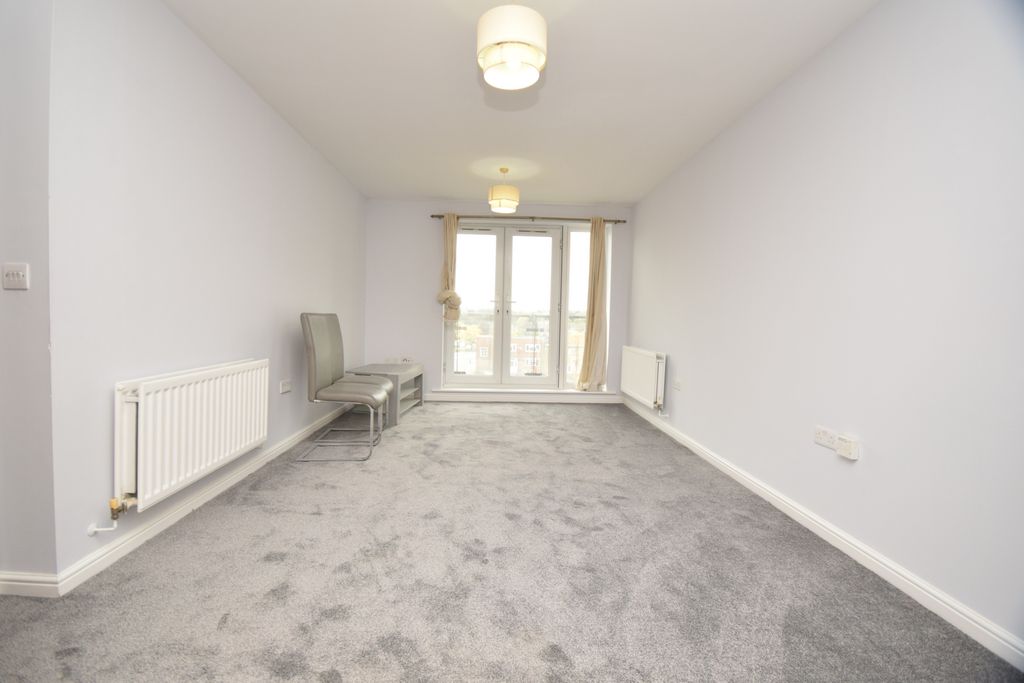 Property photo 2 of 9 Lounge