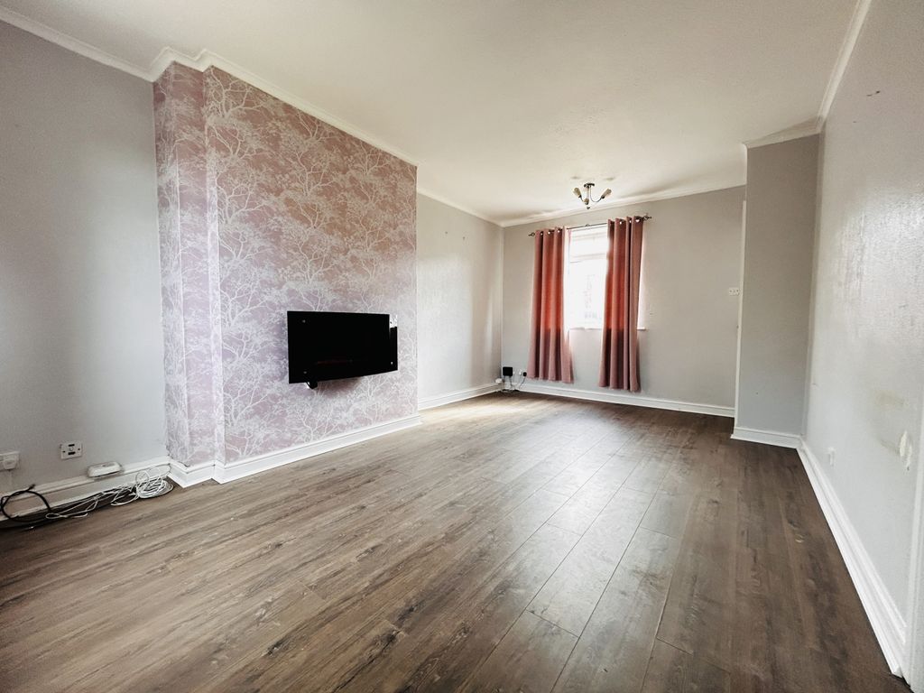 Property photo 2 of 16 Img_3331