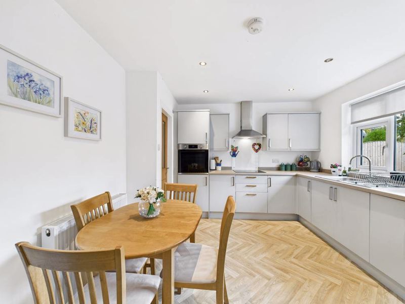 Property photo 3 of 16 Photo 27