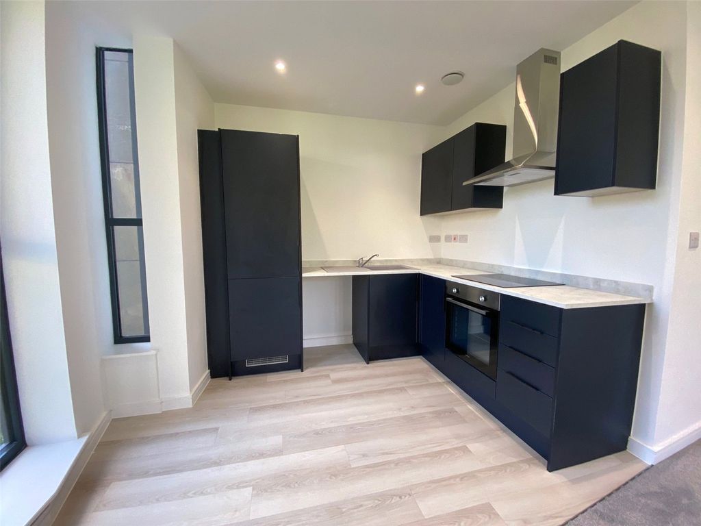 Property photo 2 of 8 Kitchen