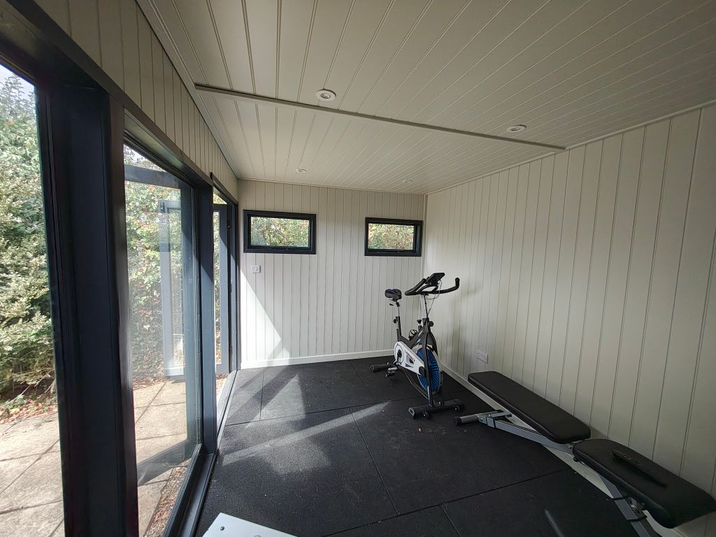 Property photo 2 of 24