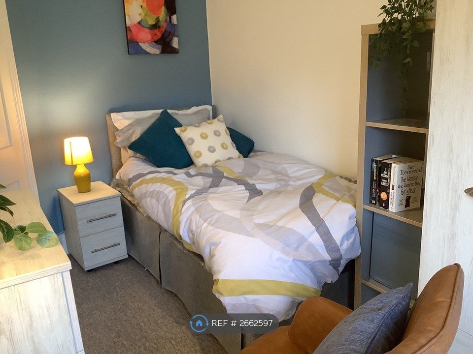 Property photo 1 of 6 Well Designed For Storage